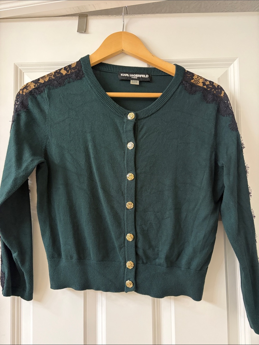 KARL LAGERFELD Dark Green Lace-Sleeve Gold Button Cardigan